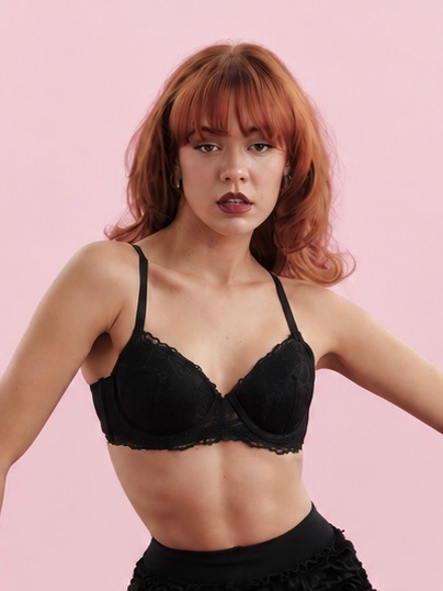 NICOLE